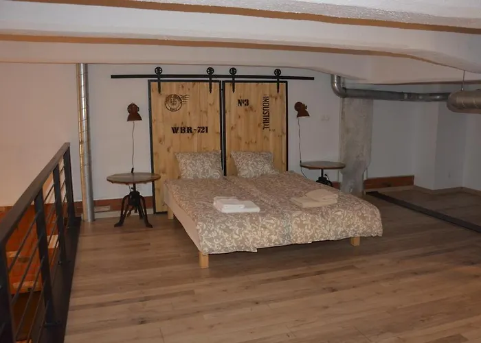 アパート Loftstyle 2 *